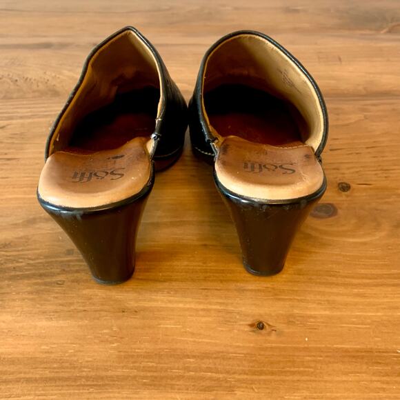 Sofft Clogs Mules Women's 10 Black Leather Slip-On Heel Embossed Casual - Picture 9 of 16